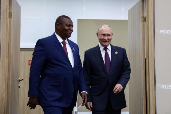 Russian President Vladimir Putin meets with Central African Republic President Faustin-Archange Touadera at the second Russia-Africa summit in Saint Petersburg on July 28, 2023. RESTRICTED TO EDITORIAL USE - MANDATORY CREDIT "AFP PHOTO / TASS Host Photo Agency / Artem Geodakyan" - NO MARKETING NO ADVERTISING CAMPAIGNS - DISTRIBUTED AS A SERVICE TO CLIENTS  (Photo by Artem Geodakyan / TASS HOST PHOTO AGENCY / AFP) / RESTRICTED TO EDITORIAL USE - MANDATORY CREDIT "AFP PHOTO / TASS Host Photo Agency / Artem Geodakyan" - NO MARKETING NO ADVERTISING CAMPAIGNS - DISTRIBUTED AS A SERVICE TO CLIENTS